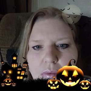 Meet your Posher, Carol